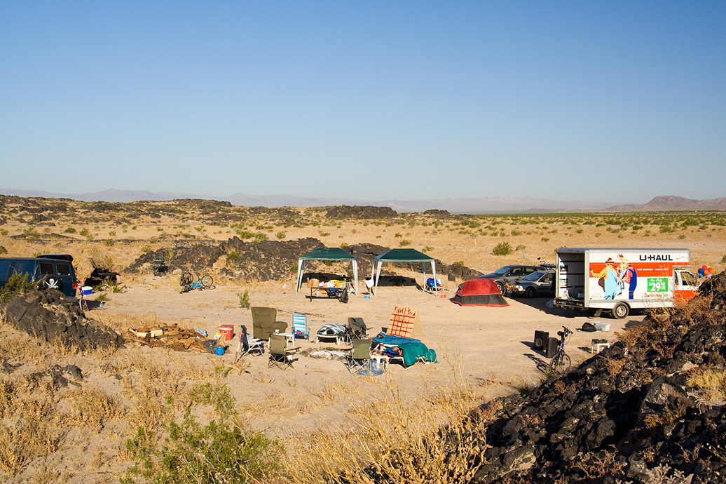 camp off of route 66 north of amboy crater